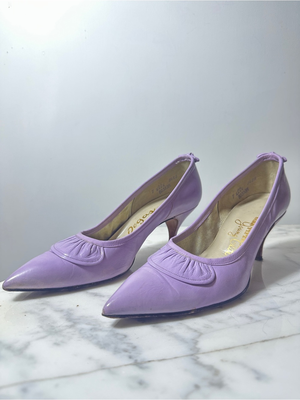 Vintage Degas Lilac Pointed-Toe Kitten Heel Pumps - Women's